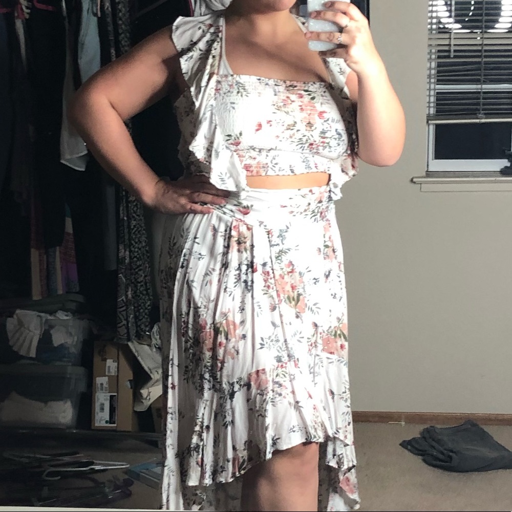 Two piece set high low skirt and top